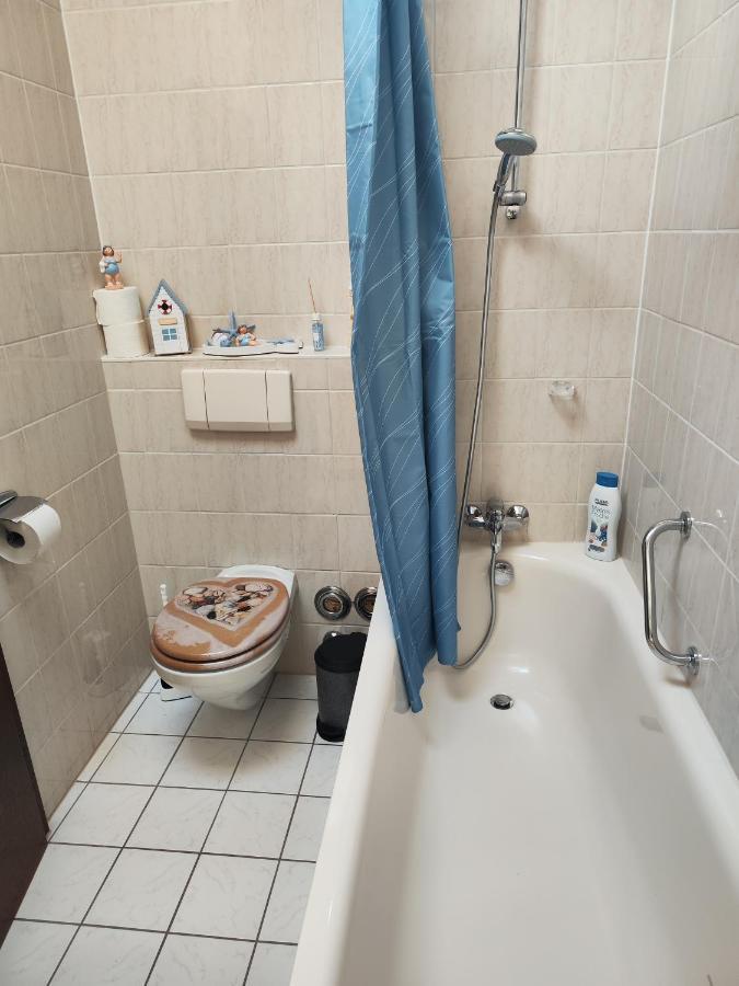 Ferienwohnung Lay ヒルシャルト エクステリア 写真